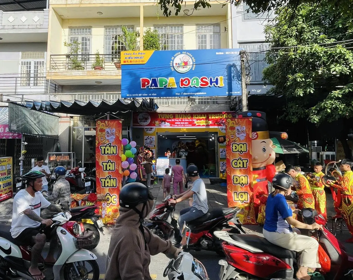 Toàn cảnh cửa hàng cháo Papa Dashi Nguyễn Huy Tưởng, Đà Nẵng 